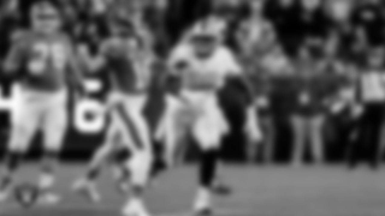 Las Vegas Raiders defensive tackle Jonah Laulu (96) during the regular season away game against the Denver Broncos at Empower Field at Mile High.