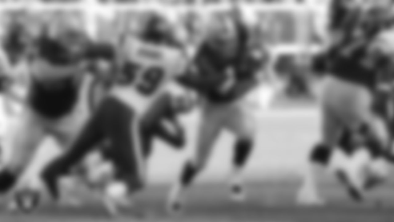 Oakland Raiders running back Justin Fargas (25) during the regular season home game against the Houston Texans at McAfee Coliseum, Sunday, December 3, 2006, in Oakland, Calif.