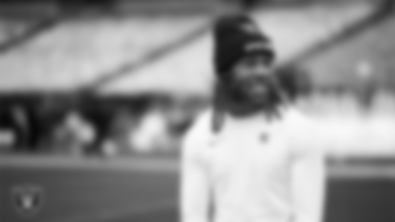 Las Vegas Raiders cornerback Eric Stokes (22) warming up before the regular season away game against the Philadelphia Eagles at Lincoln Financial Field.