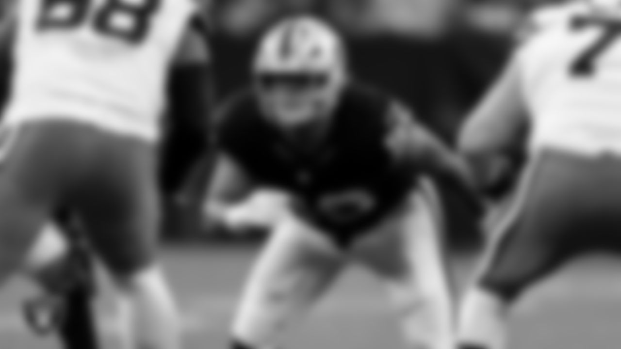 Las Vegas Raiders defensive tackle Jonah Laulu (96) during the regular season home game against the Cleveland Browns at Allegiant Stadium.