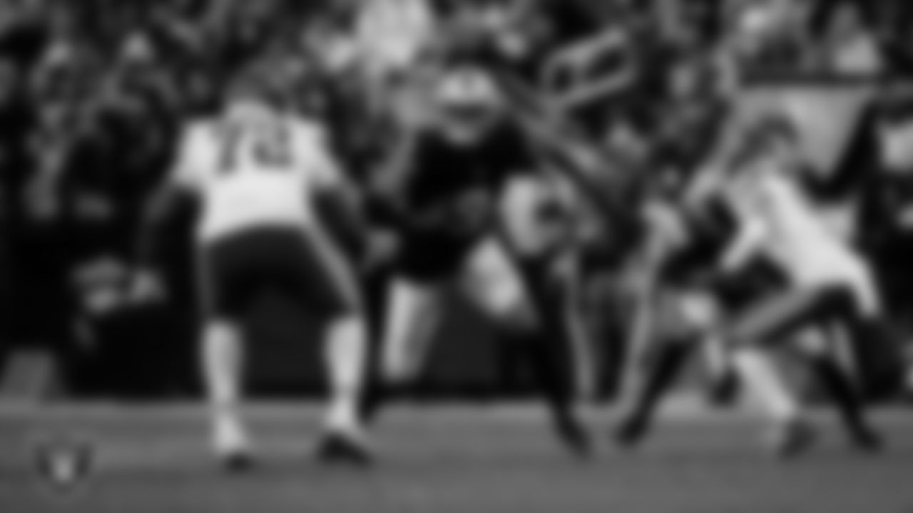 Las Vegas Raiders defensive end Tyree Wilson (9) during the regular season home game against the Kansas City Chiefs at Allegiant Stadium.