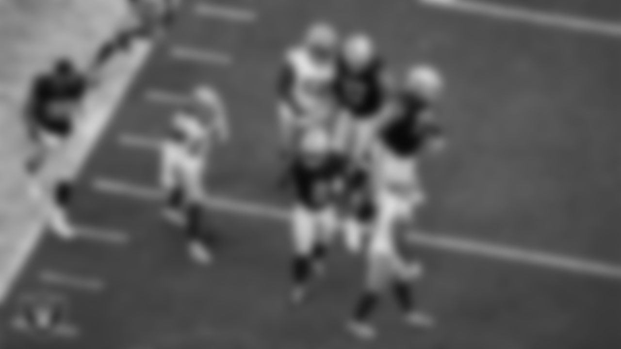 Las Vegas Raiders running back Ashton Jeanty (2) celebrates after making a first down during the preseason home game against the San Francisco 49ers at Allegiant Stadium.