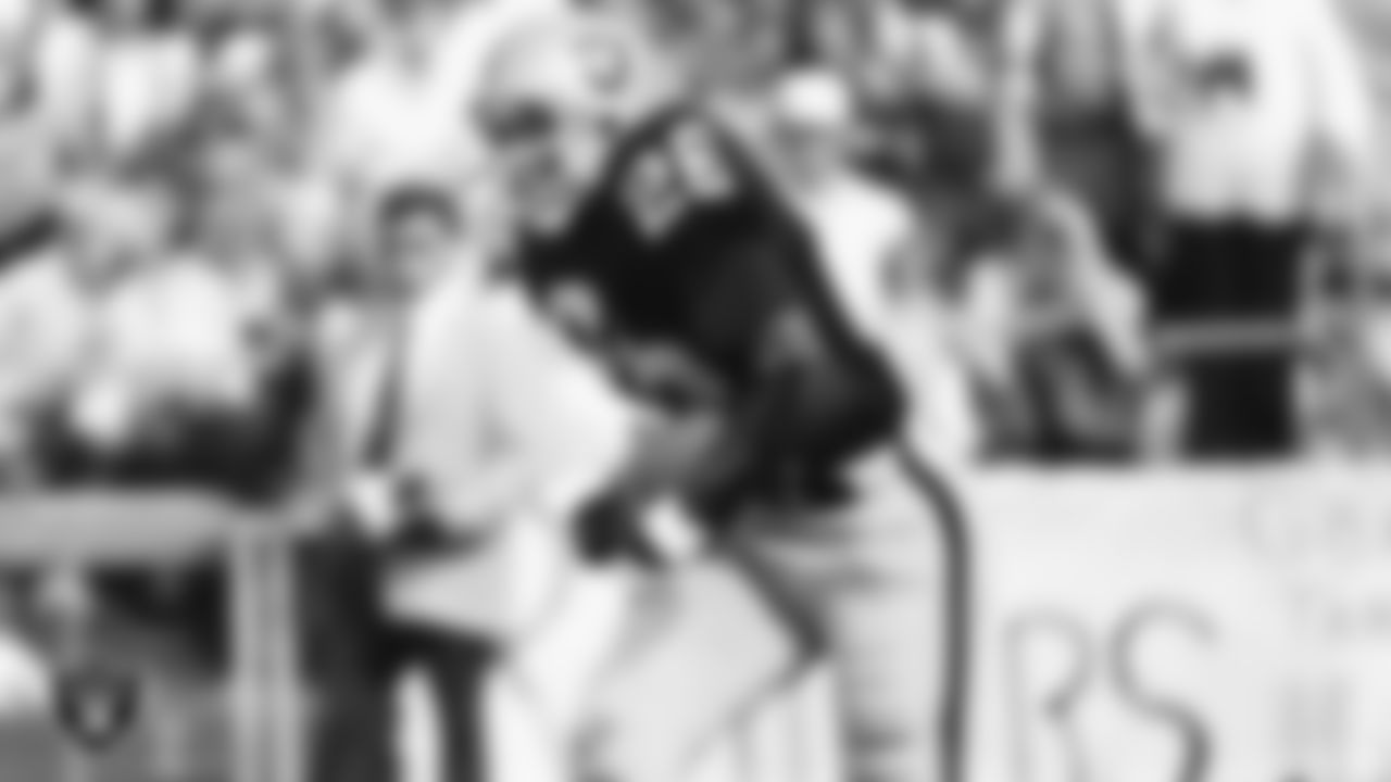 RB Clarence Hawkins (1979)
Florida A&M University