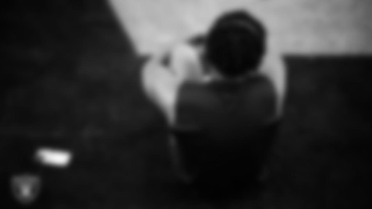 Las Vegas Raiders defensive end Malcolm Koonce (51) warming up before the regular season home game against the Cleveland Browns at Allegiant Stadium.