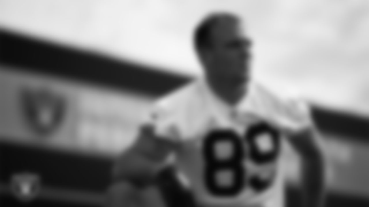 Las Vegas Raiders tight end Brock Bowers (89) at a workout during phase two of the offseason program at Intermountain Health Performance Center.