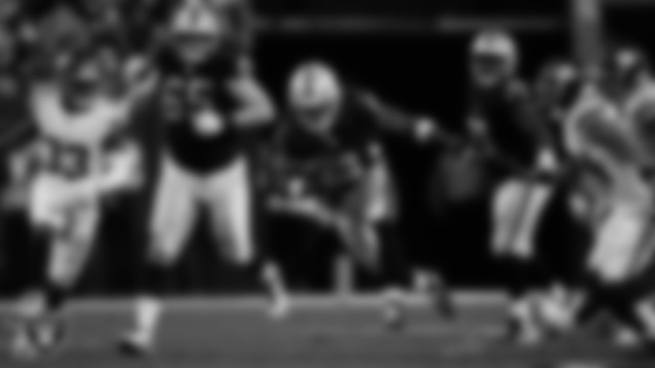 Las Vegas Raiders running back Ashton Jeanty (2) rushes during the regular season home game against the New York Giants at Allegiant Stadium.