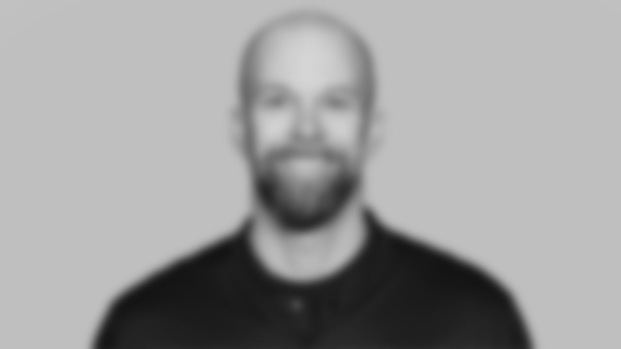 Zach Azzanni - Wide receivers