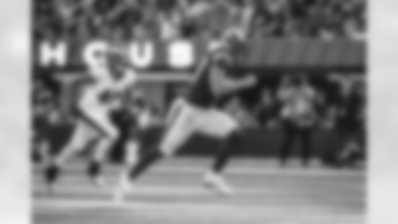 The Los Angeles Rams take on the Philadelphia Eagles in Week 5 of the 2023 NFL Regular Season.