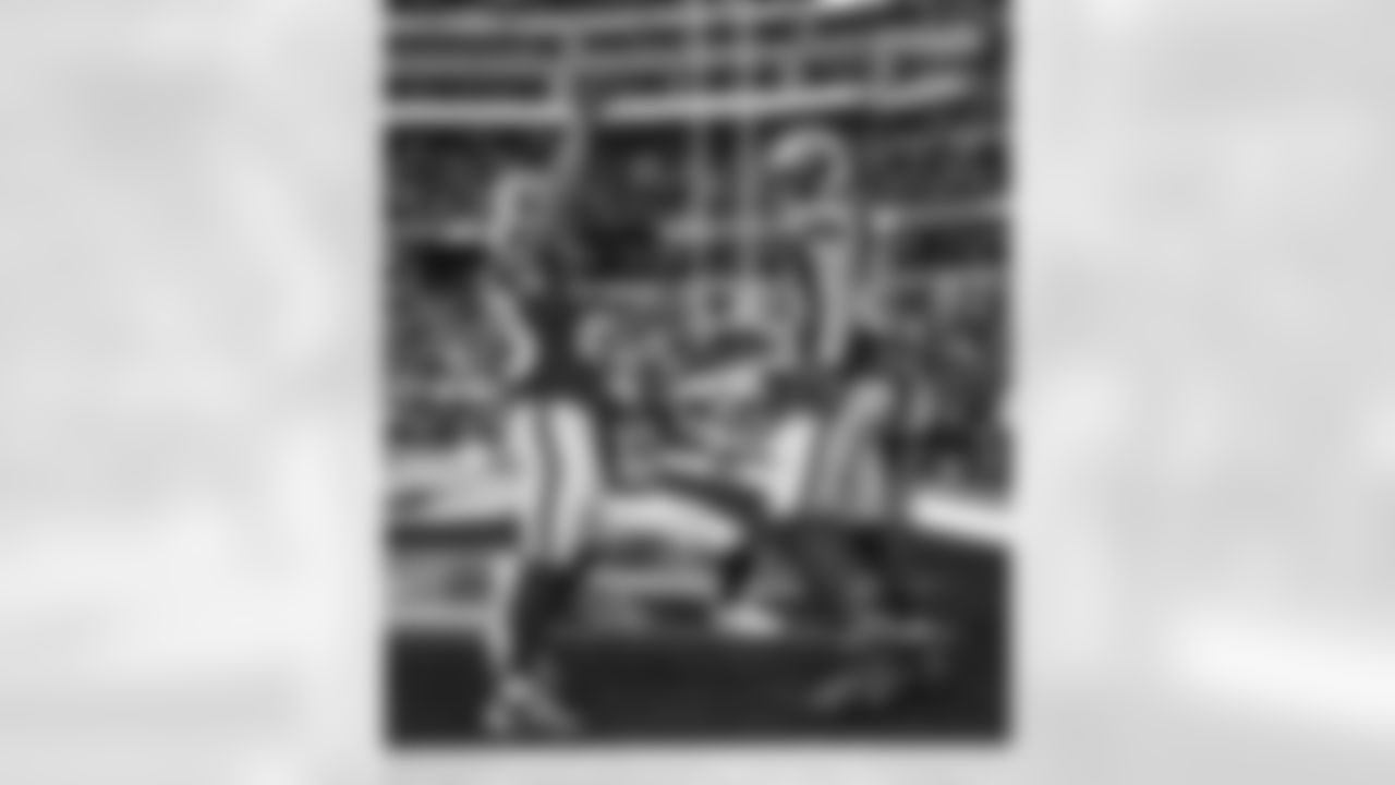 The Los Angeles Rams take on the Arizona Cardinals in week 18 of the 2025 NFL regular season.