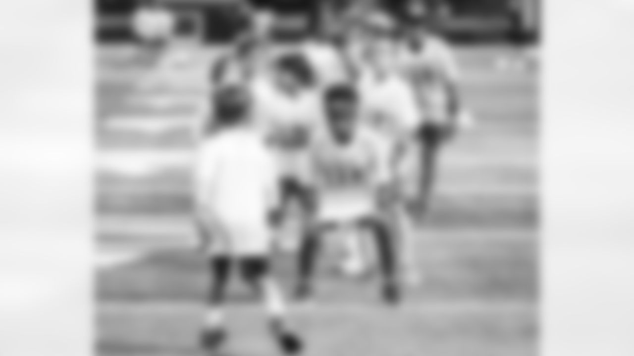 E_250809_Pregame_Youth_ClinicHY0003