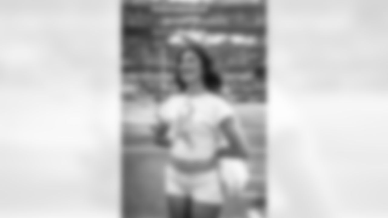 The Los Angeles Rams take on the New Orleans Saints in week 9 of the 2025 NFL regular season.