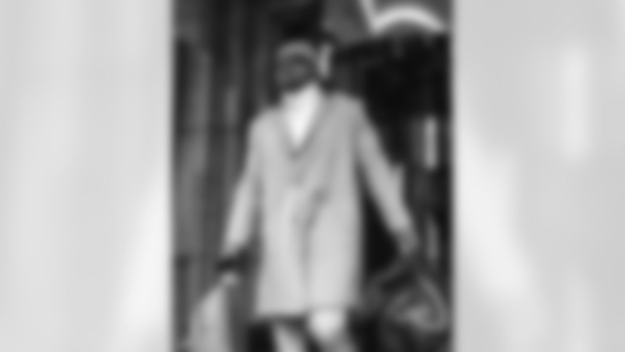 The Los Angeles Rams take on the Chicago Bears in the divisional round of the 2025 NFL post season.