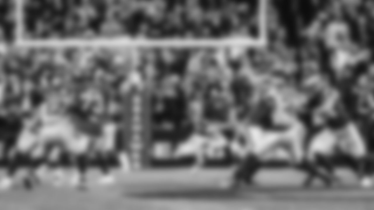 The Los Angeles Rams take on the Seattle Seahawks in week 16 of the 2025 NFL regular season.