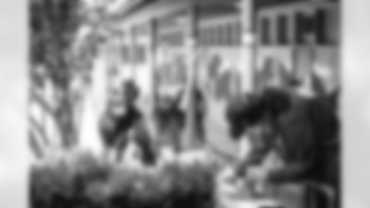 E_250606_1130_City_Year_Beautification_13874