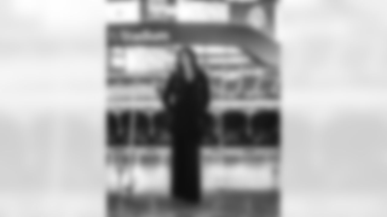 The Los Angeles Rams take on the Seattle Seahawks in week 11 of the 2025 NFL regular season.