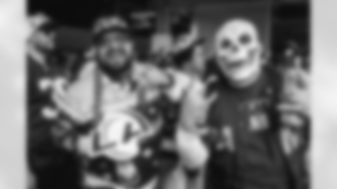 The Los Angeles Rams take on the Detroit Lions in week 15 of the 2025 NFL regular season.