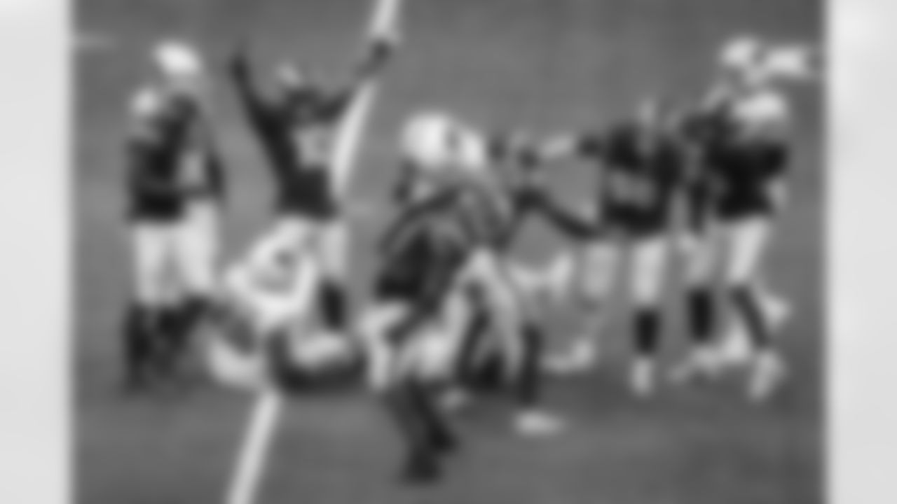 The Los Angeles Rams take on the Arizona Cardinals at SoFi Stadium in Week 18 of the 2025 season.