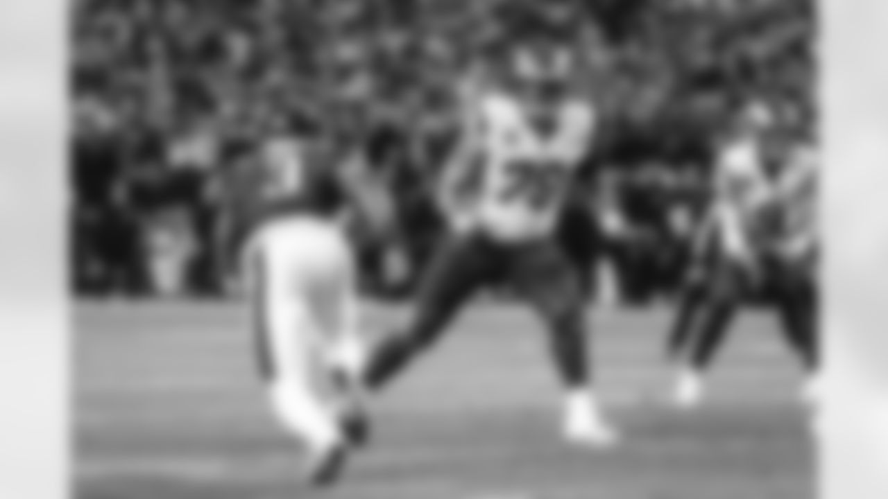 The Los Angeles Rams take on the Philadelphia Eagles in the Divisional round of the 2024 NFL post season.