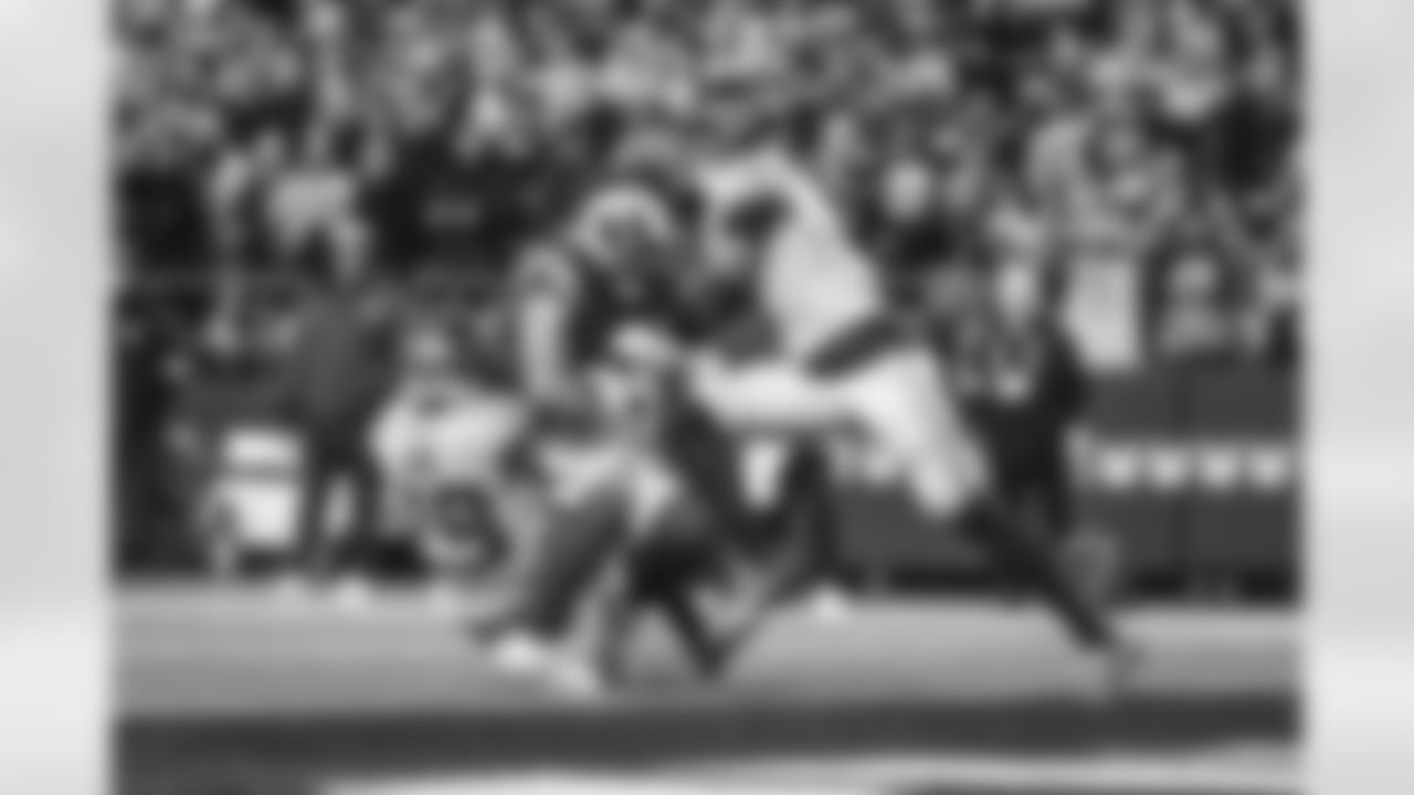 The Los Angeles Rams take on the Seattle Seahawks in week 16 of the 2025 NFL regular season.