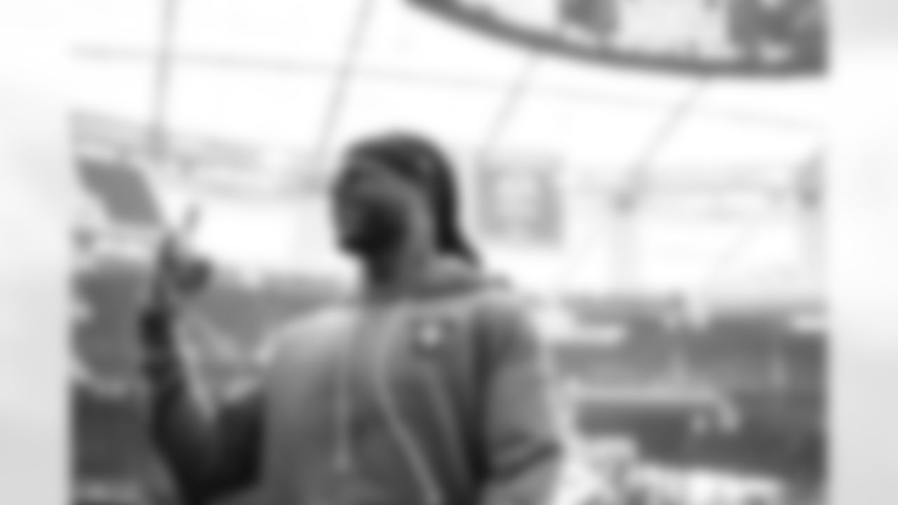 The Los Angeles Rams take on the New Orleans Saints in week 9 of the 2025 NFL regular season.