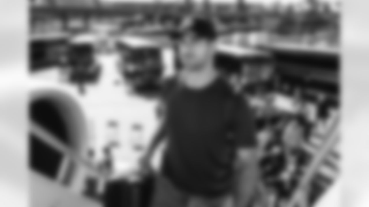 11 QB Jimmy Garoppolo travels to Chicago for Divisional matchup vs. Bears