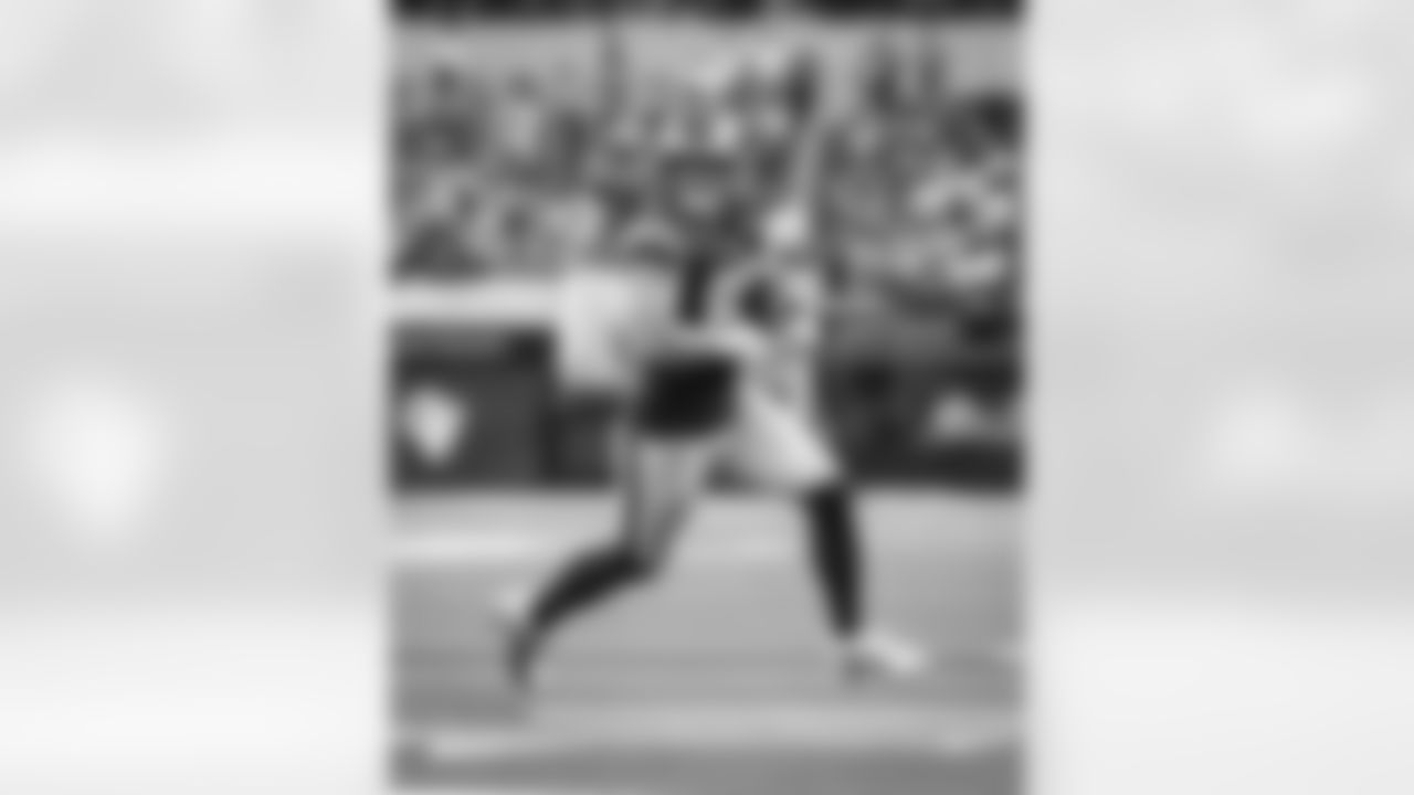 The Los Angeles Rams take on the New Orleans Saints in week 9 of the 2025 NFL regular season.