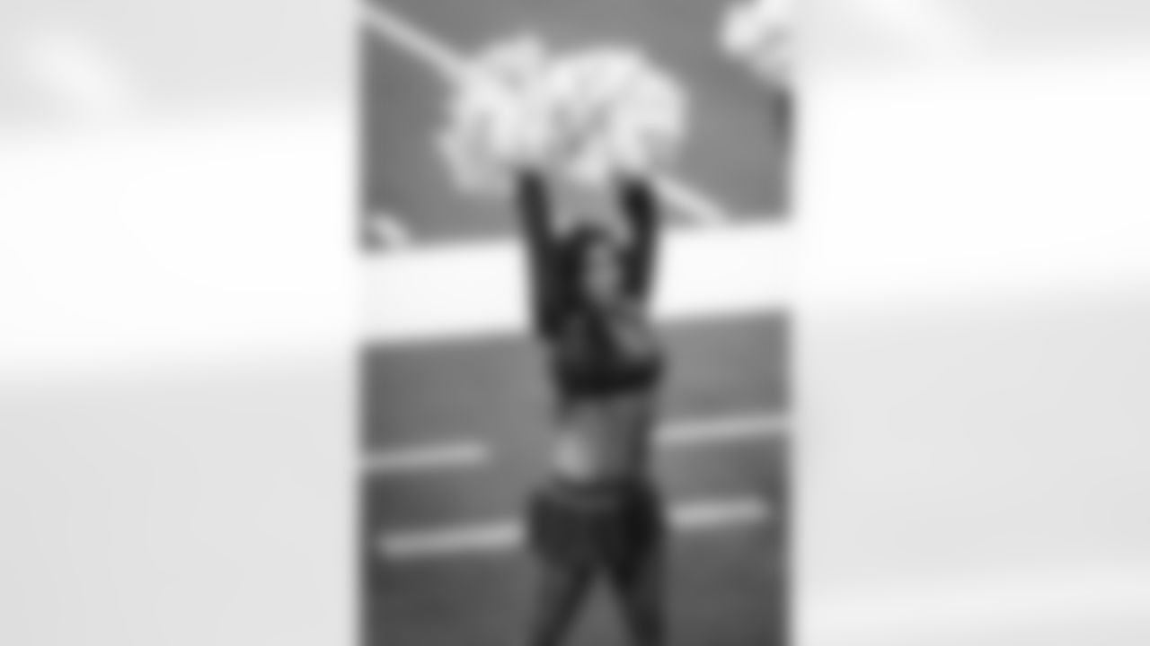 The Los Angeles Rams take on the Tampa Bay Buccaneers in week 12 of the 2025 NFL regular season.