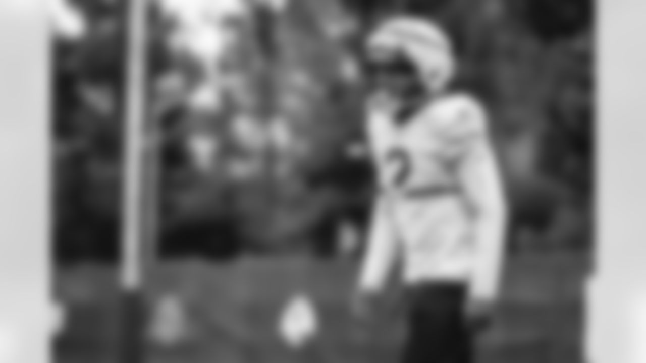 E_251113_Regular_Season_Week11_Practice_0053