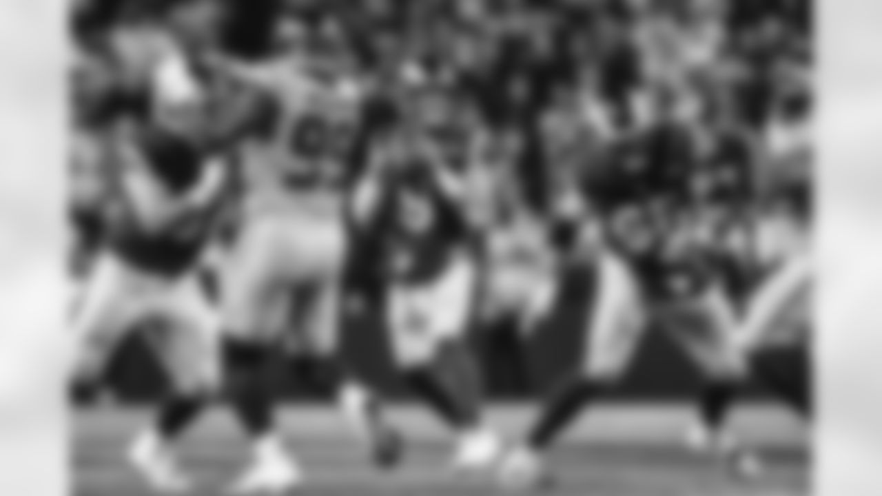 The Los Angeles Rams take on the Seattle Seahawks in week 16 of the 2025 NFL regular season.