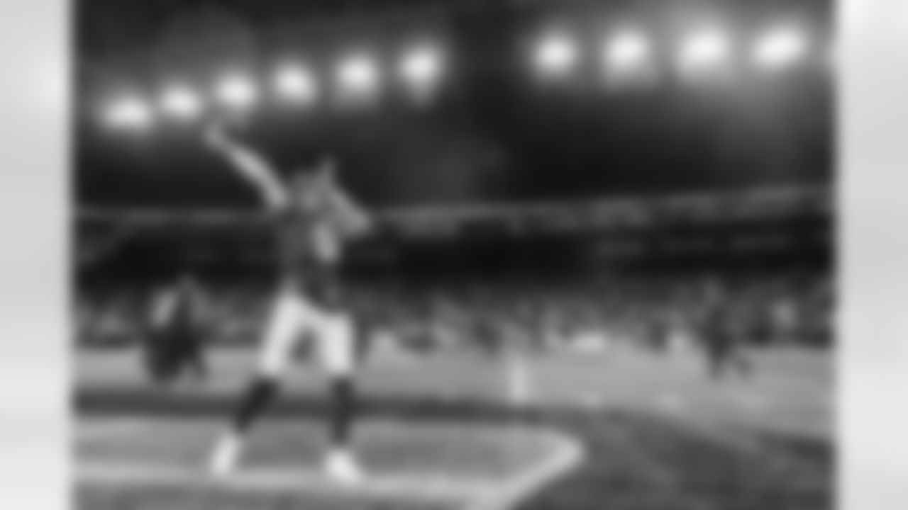 The Los Angeles Rams take on the Seattle Seahawks in week 16 of the 2025 NFL regular season.