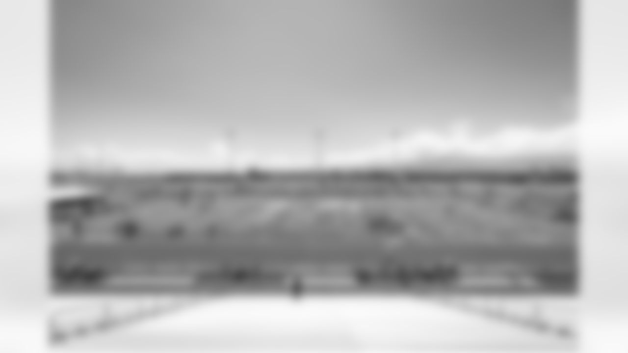 E_TOW22884 2
