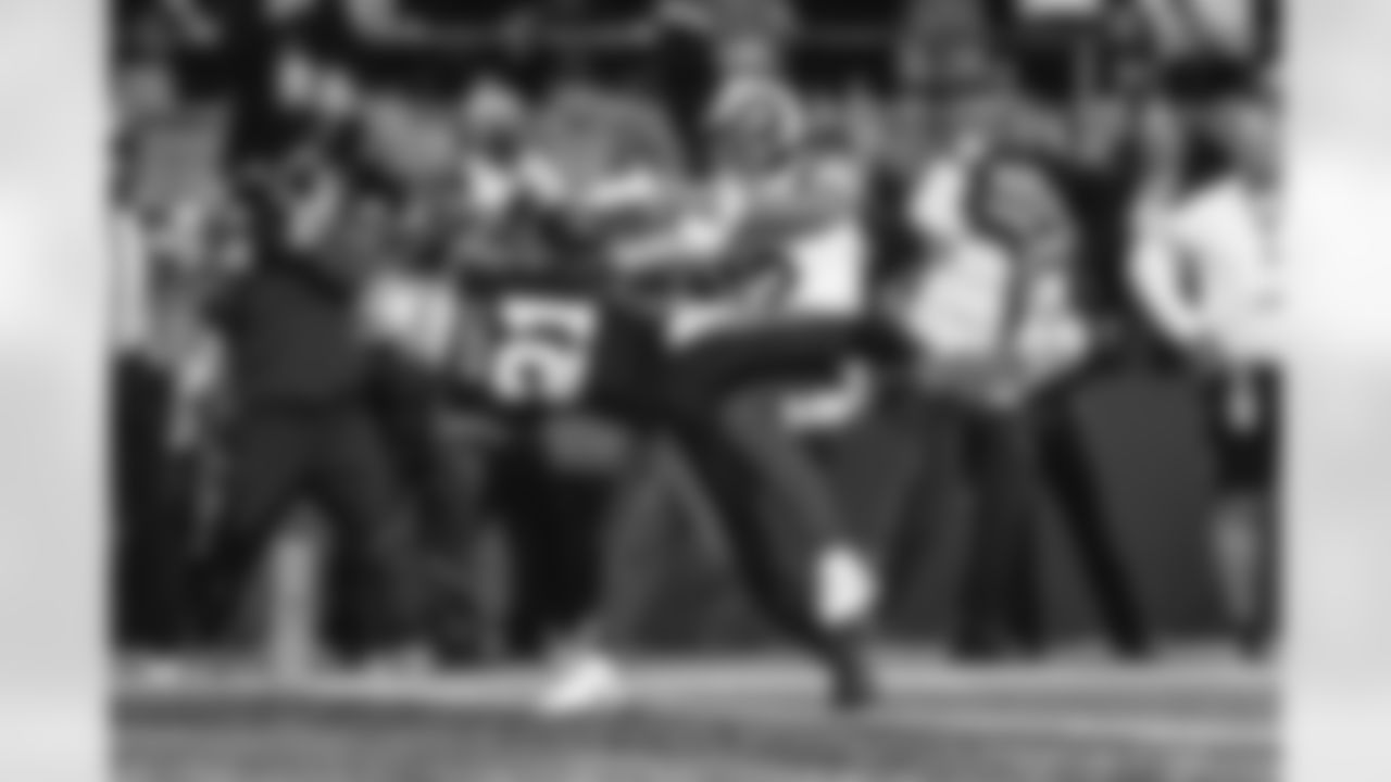 The Los Angeles Rams take on the Carolina Panthers in the wild card round of the 2025 NFL post season.