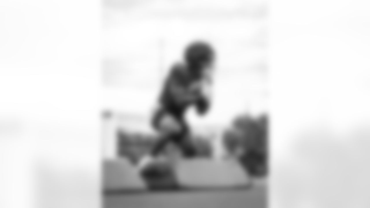 E_251113_Regular_Season_Week11_Practice_AD_0043