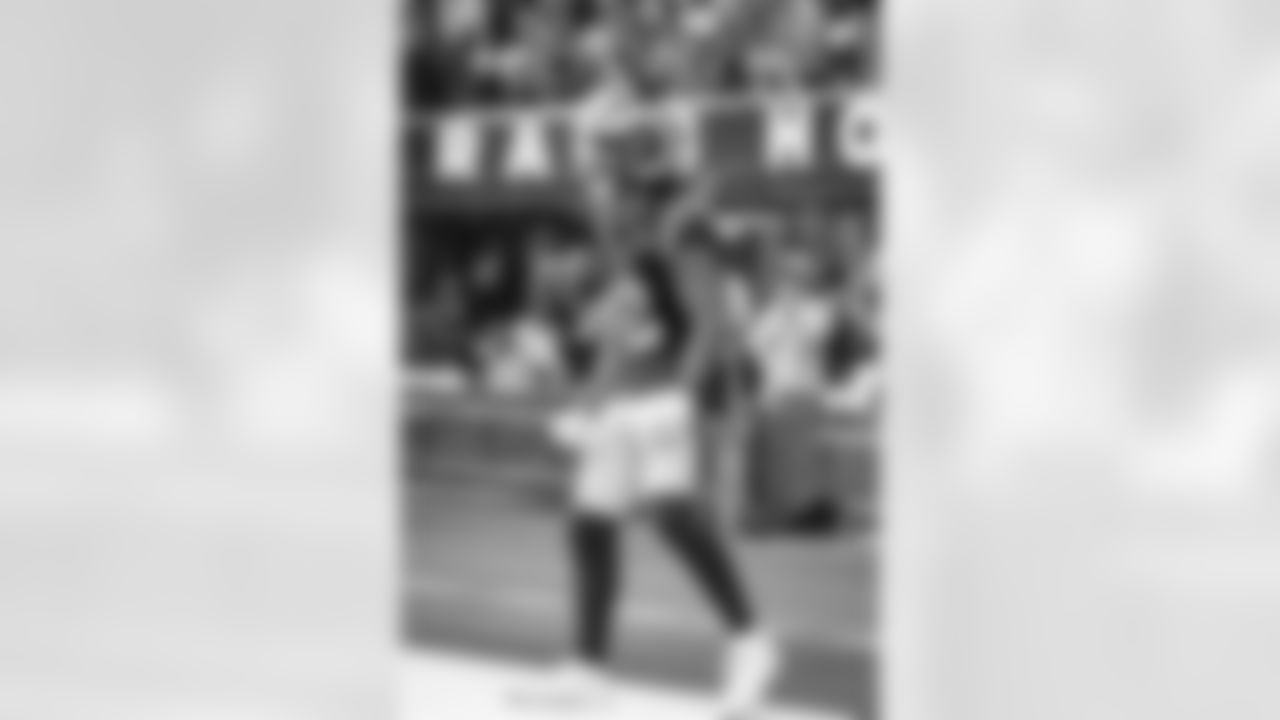 The Los Angeles Rams take on the New Orleans Saints in week 9 of the 2025 NFL regular season.