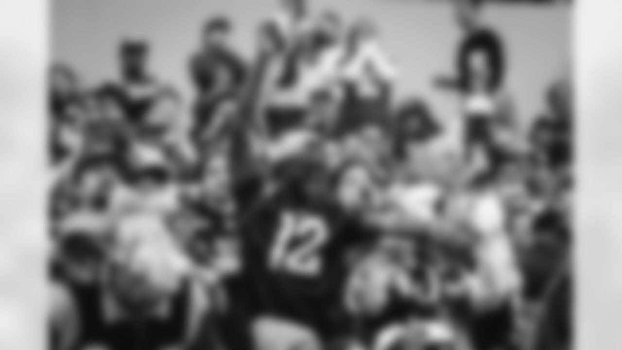 The Los Angeles Rams take on the Seattle Seahawks in week 11 of the 2025 NFL regular season.