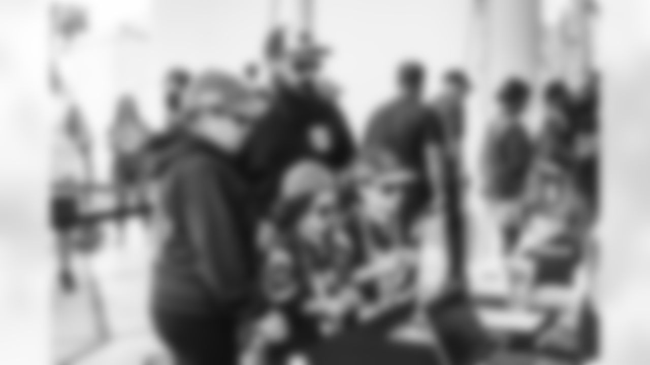 The Los Angeles Rams take on the New Orleans Saints in week 9 of the 2025 NFL regular season.