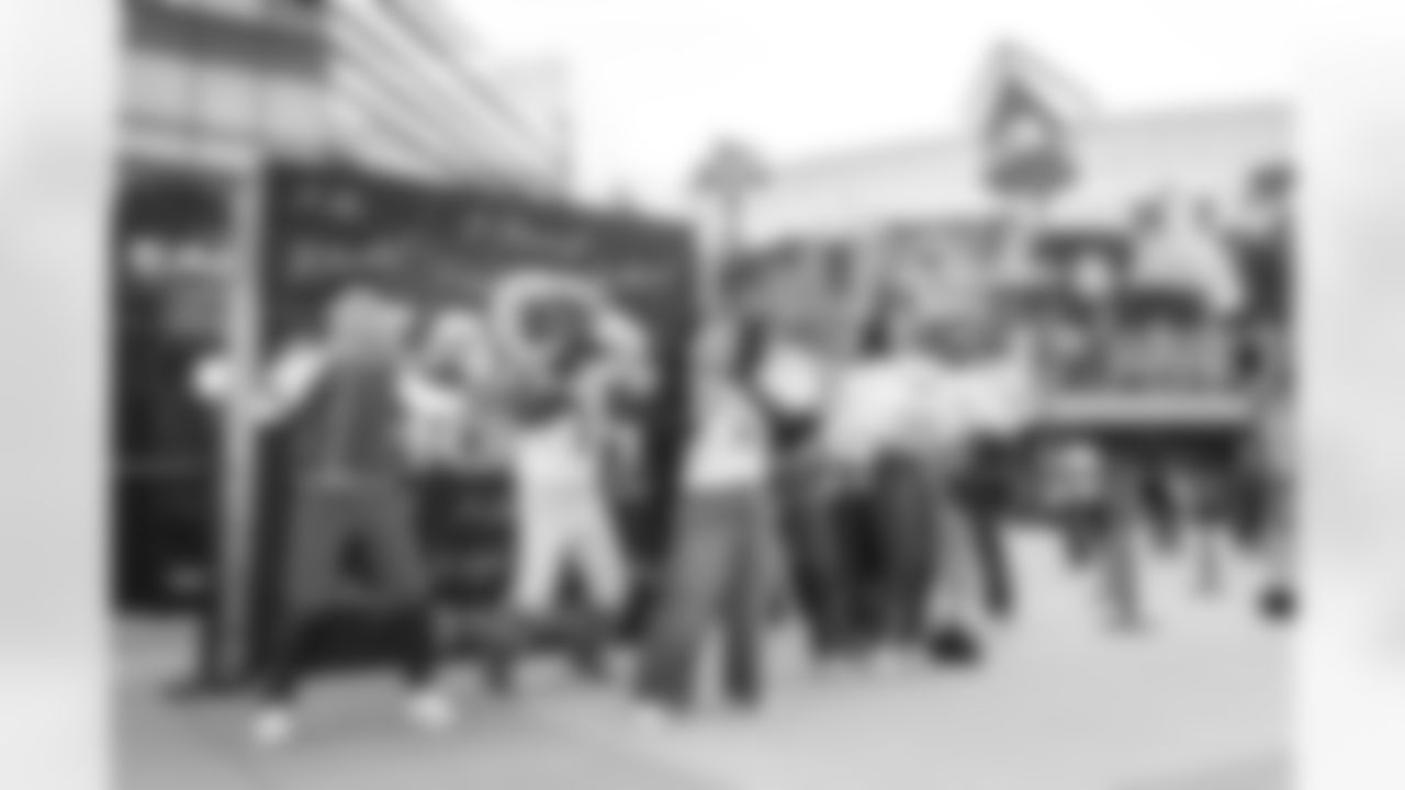 E_260116_Experiential_Playoffs_Activation_RH_0035