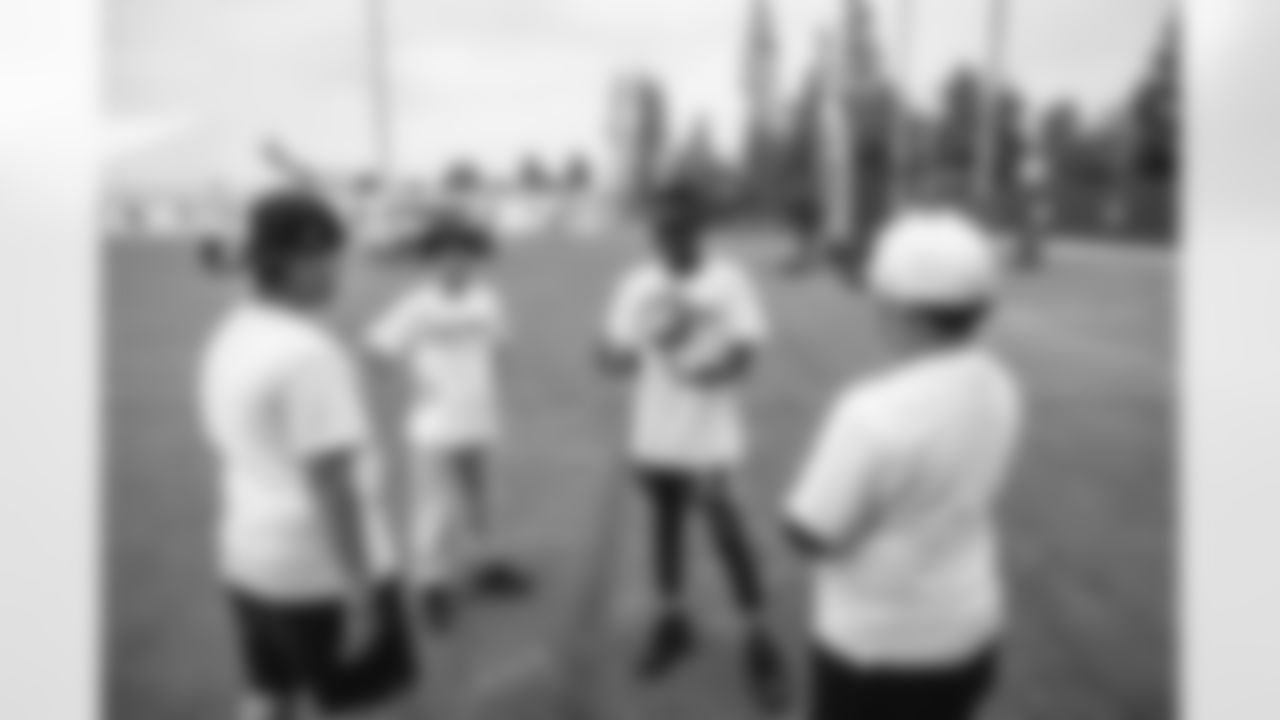 E_250914_Football_Meets_Football_Clinic_JM_0111