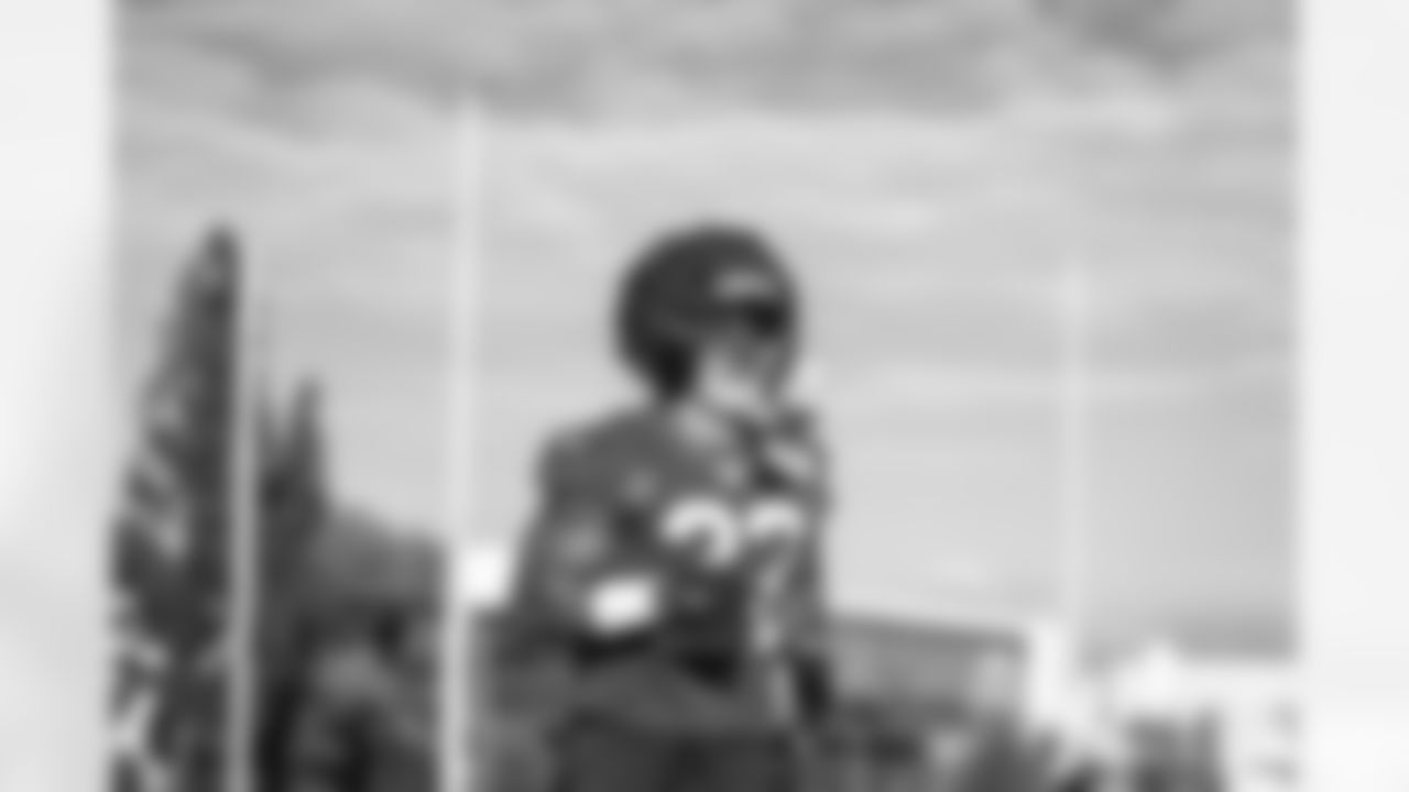 E_251119_Regular_Season_Week12_Practice_BT_00055