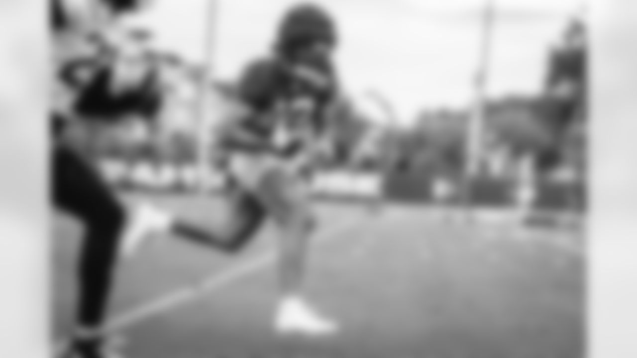 E_251112_Regular_Season_Week11_Practice_0123