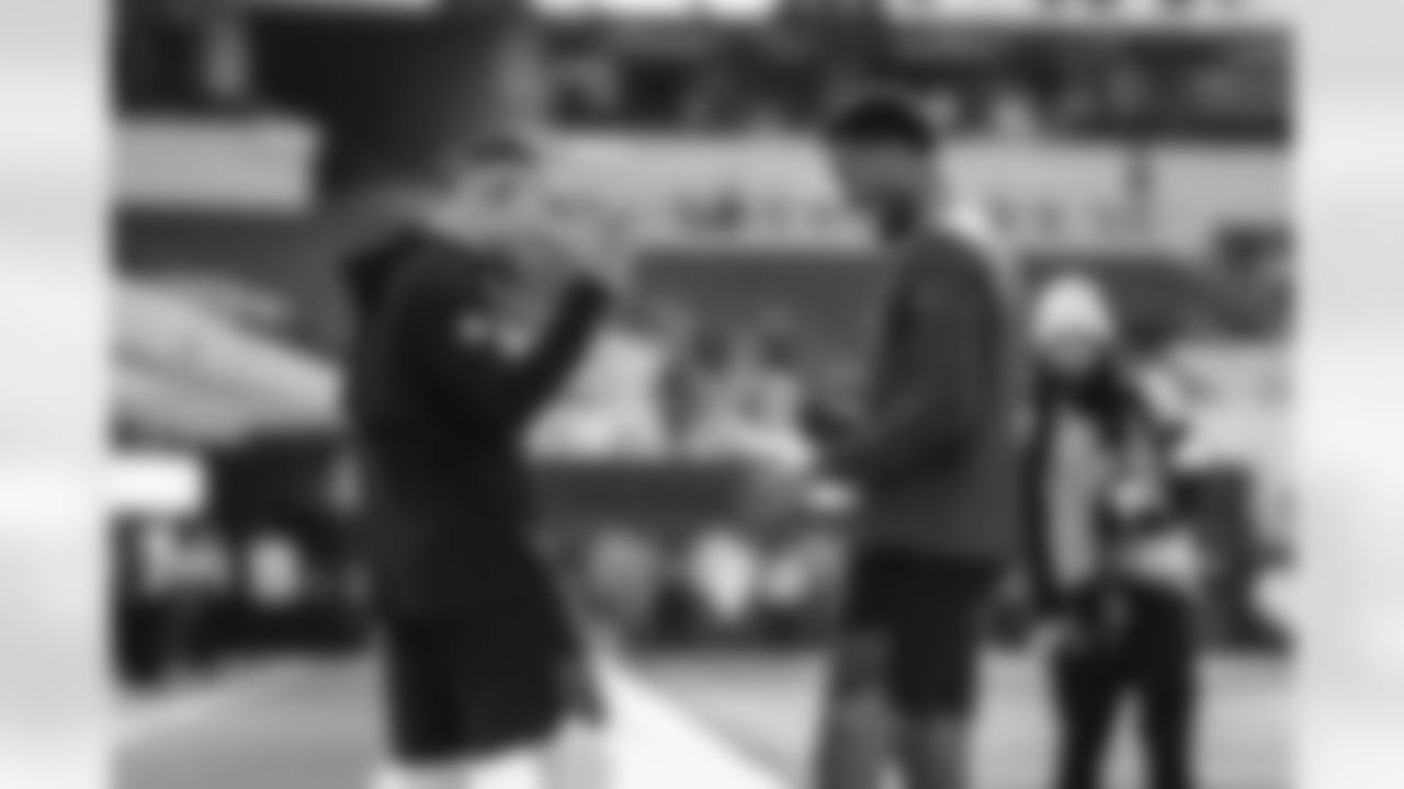 The Los Angeles Rams take on the Detroit Lions in week 15 of the 2025 NFL regular season.