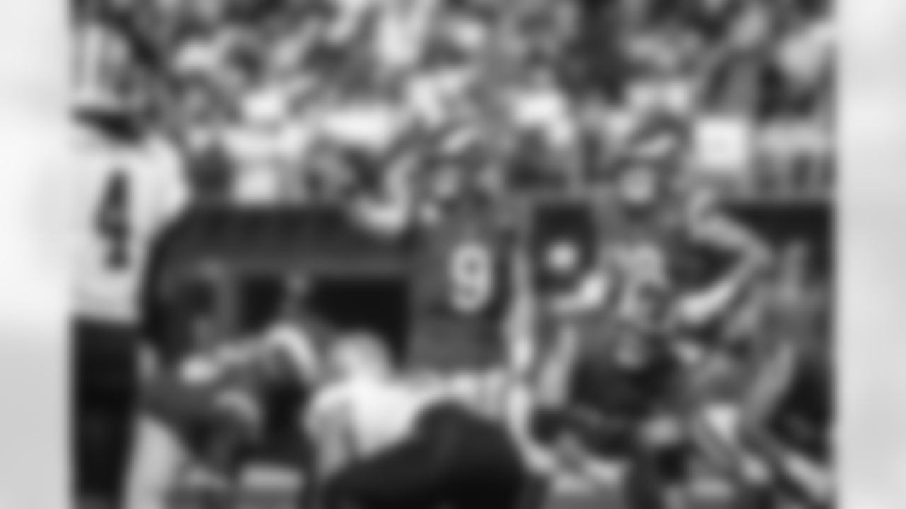 The Los Angeles Rams take on the New Orleans Saints in week 9 of the 2025 NFL regular season.