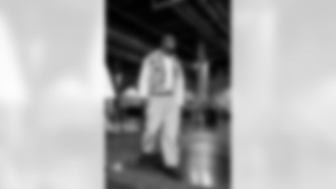 0 OLB Byron Young arrives at SoFi Stadium for today's matchup against the Seahawks