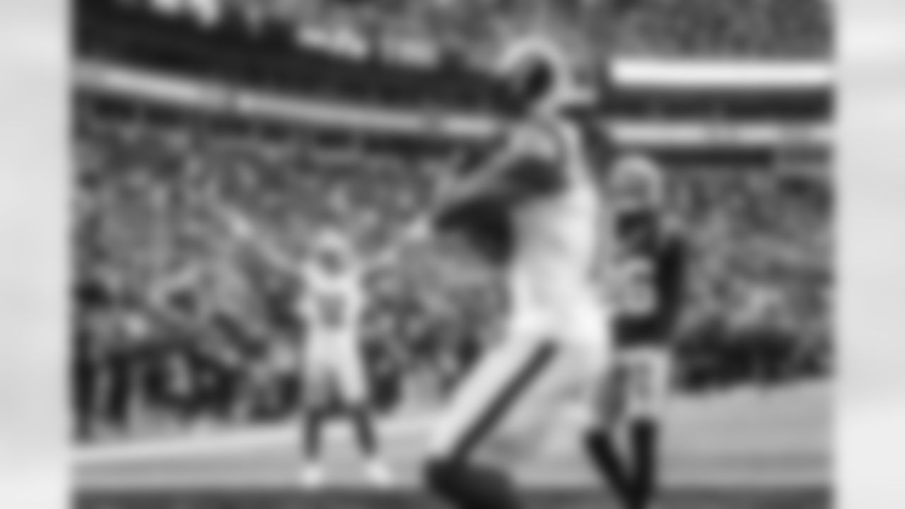 The Los Angeles Rams take on the Carolina Panthers in week 13 of the 2025 NFL regular season.