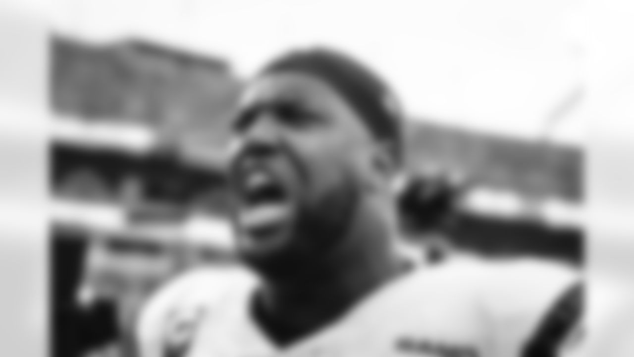 The Los Angeles Rams take on the Carolina Panthers in the wild card round of the 2025 NFL post season.