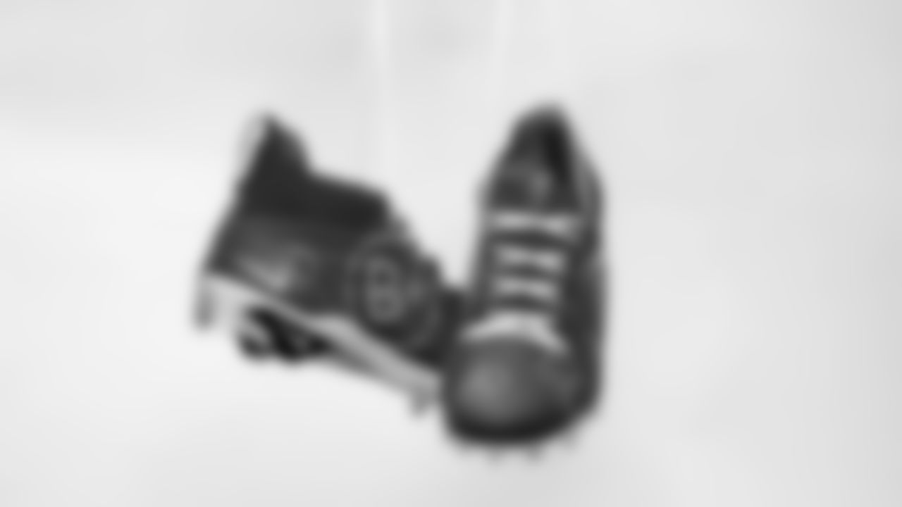 ILB Troy Reeder | Andrew McDonough B+ Foundation