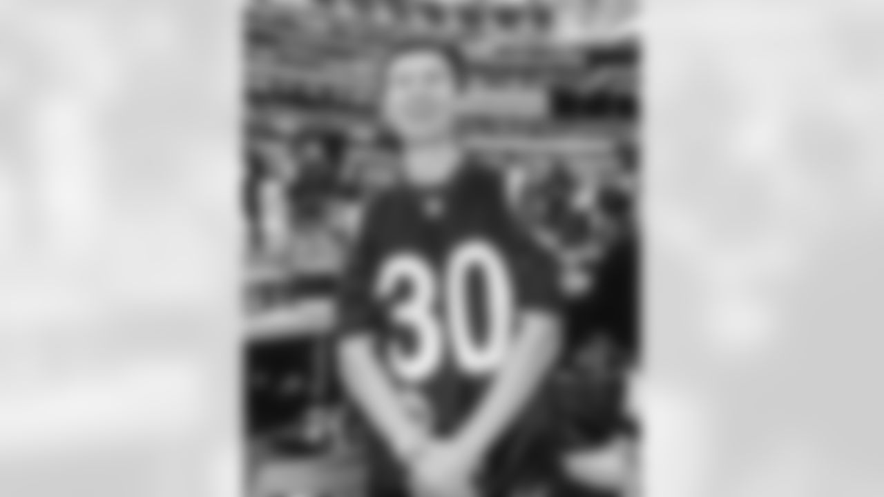 The Los Angeles Rams take on the Seattle Seahawks in week 11 of the 2025 NFL regular season.