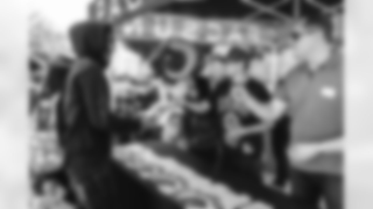 251219_Pacsun_Loads_Of_Love_RH_00030