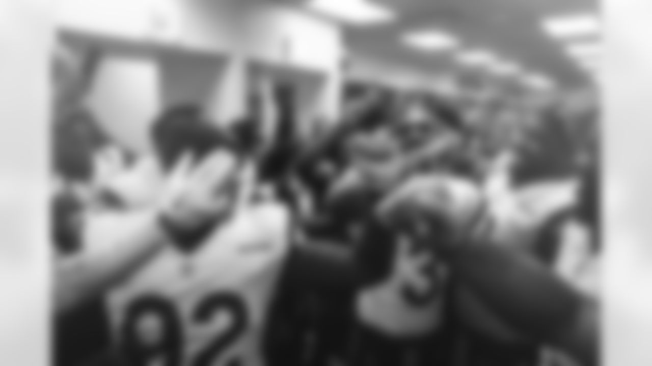 The Los Angeles Rams take on the Chicago Bears in the divisional round of the 2025 NFL post season.