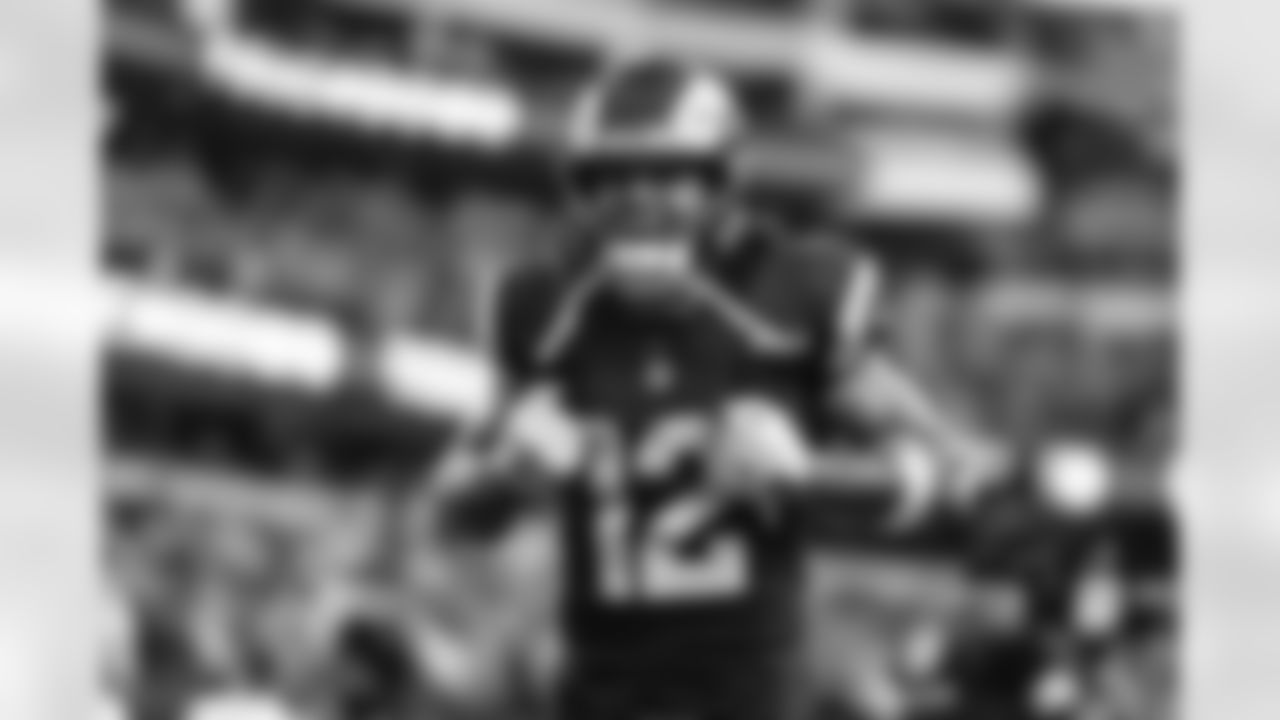 The Los Angeles Rams take on the Detroit Lions in week 15 of the 2025 NFL regular season.